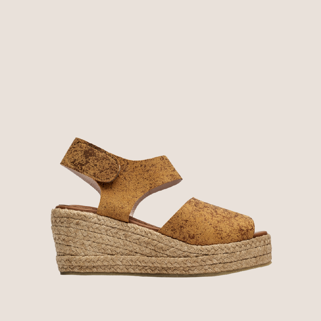 Ramona - Golden Honey