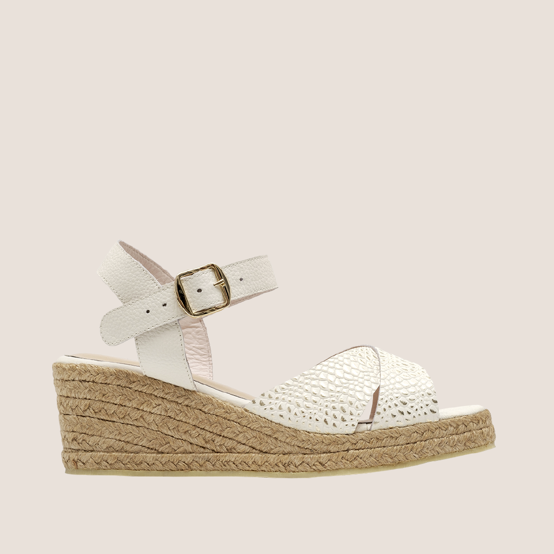 Amalia Baja Folia - Raw