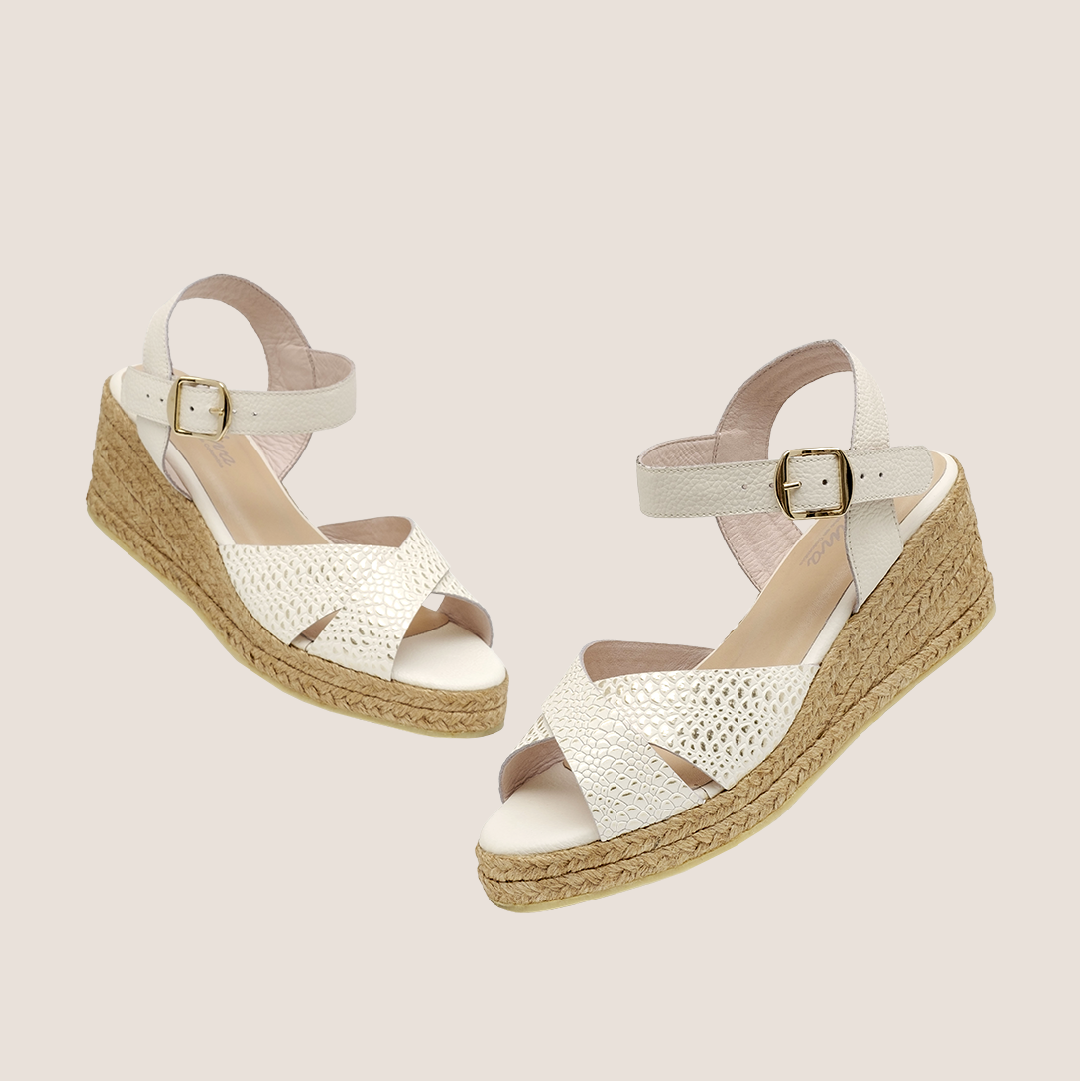 Amalia Baja Folia - Raw