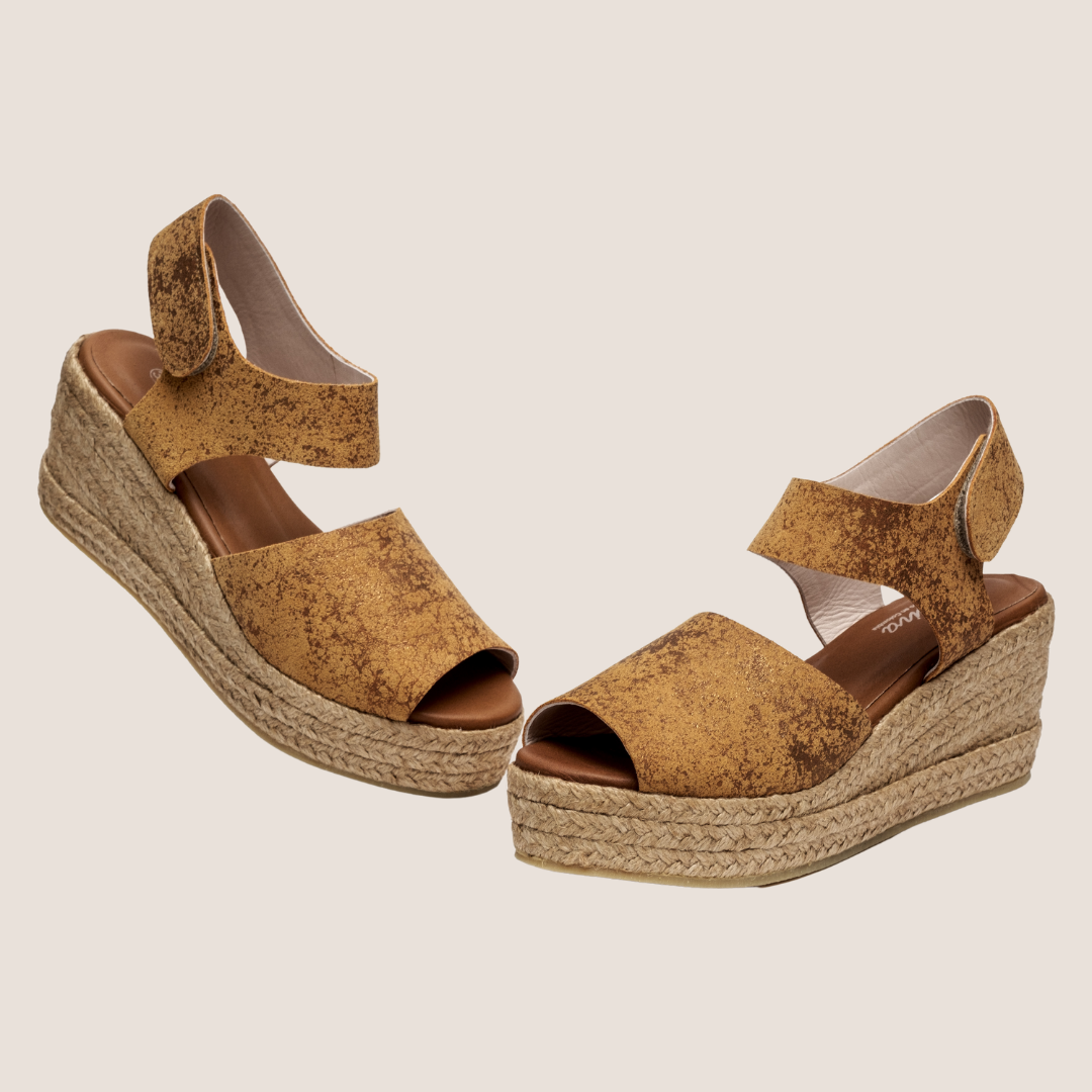 Ramona - Golden Honey